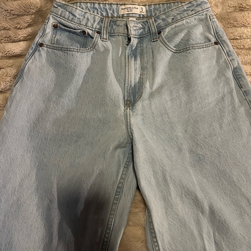 Abercrombie & Fitch Curve Love High Rise Loose Jeans